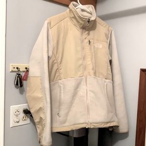 Women’s North Face Medium Jacket